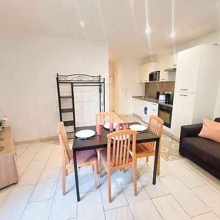 Charmant Appartement Pres Du Marche, Gare Et Port A 5Mn Toulon Exterior photo